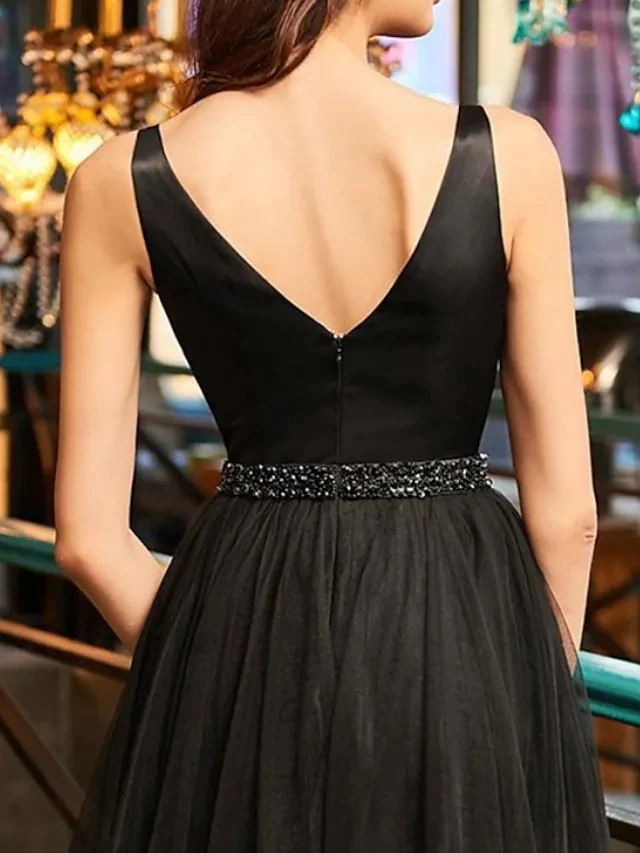 Элегантные вечерние платья Hi-Lo с V-образным вырезом и поясом, расшитым бисером. Изображение 2