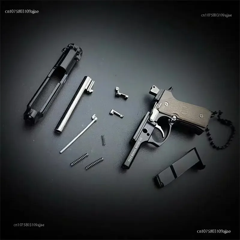 Игрушечный металлический пистолет 1:3 Миниатюрная модель Beretta 92F Брелок для ключей высококачественная коллекционная игрушка Подарки на день рождения Изображение 3